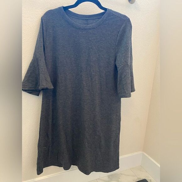 🌞 Maurice’s Gray Flutter Sleeve Dress - Picture 1 of 3